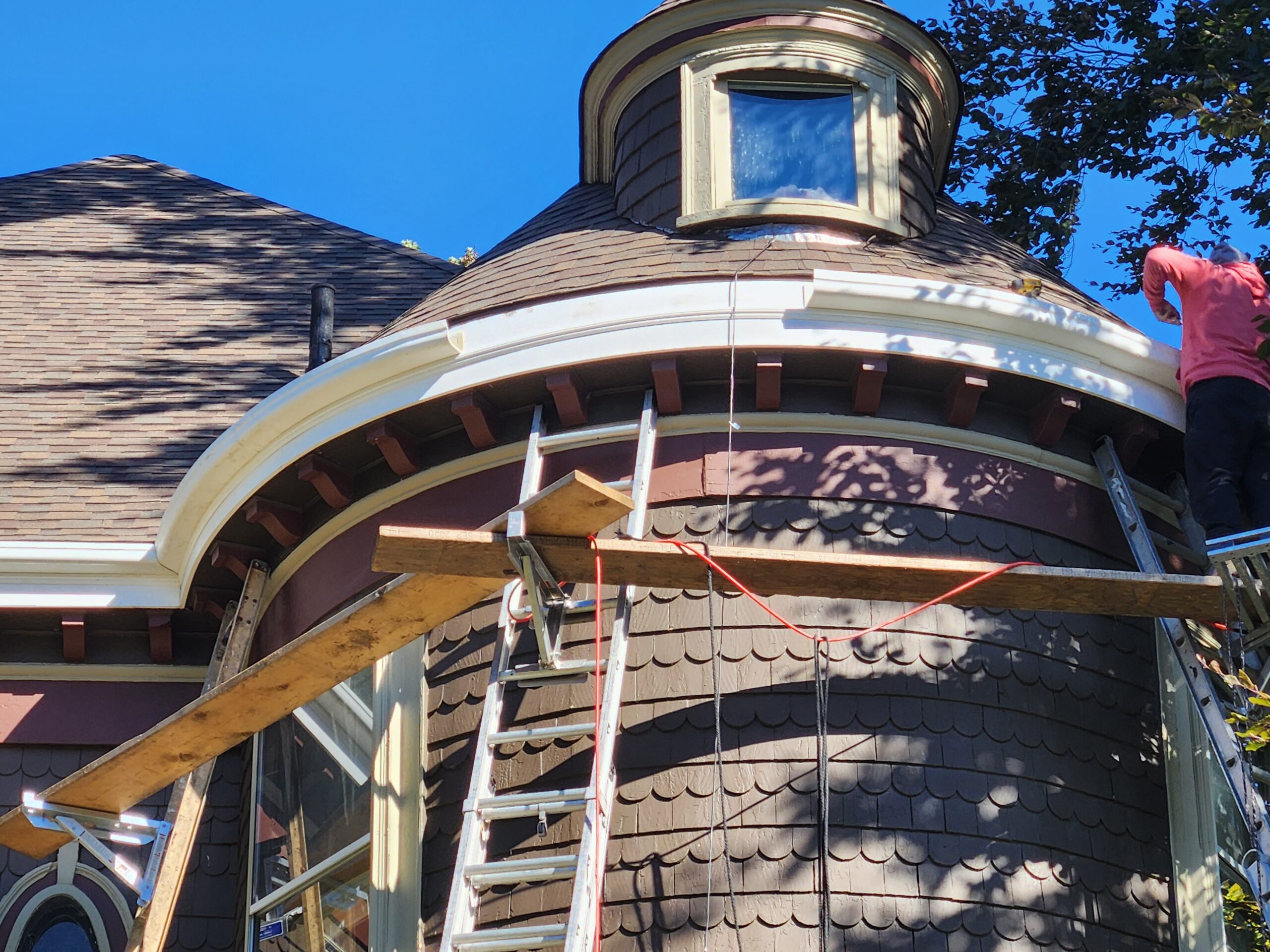 Victorian home gets fiberglass gutters