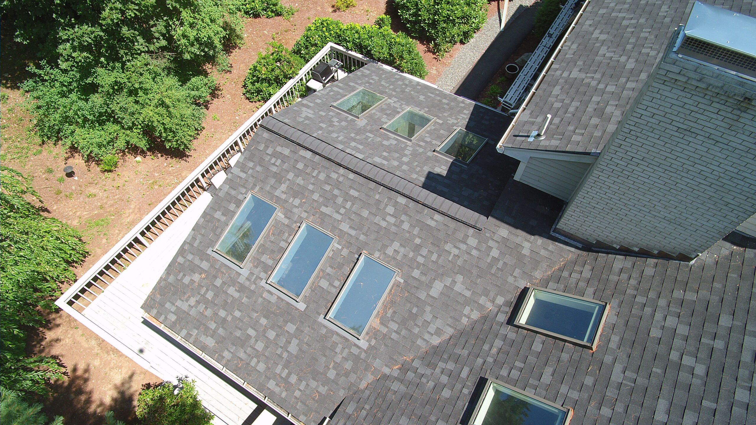 Fall Roof Prep in Norwood: Essential Tips to Avoid Ice Dams & Winter Roof Damage